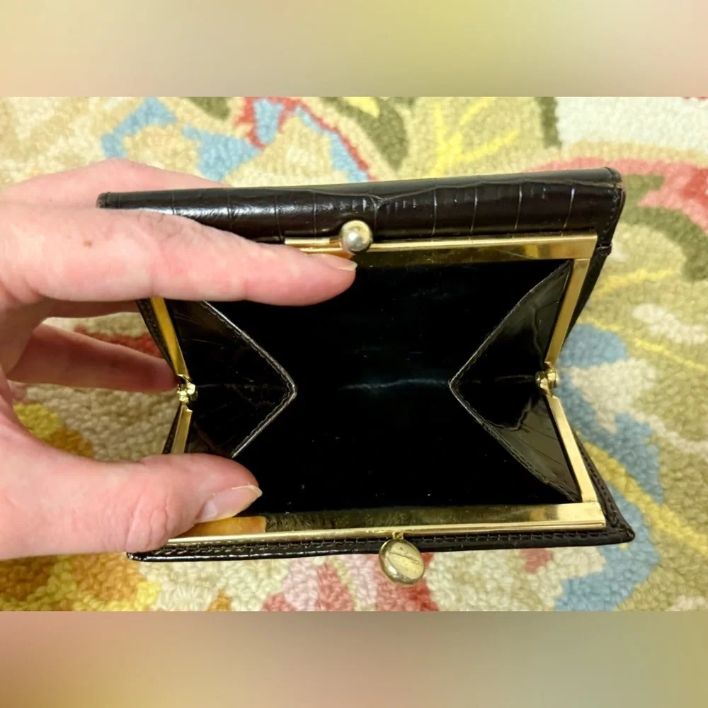SALVATORE FERRAGAMO Crocodile Brown Embossed Leather Vara Bow French Wallet